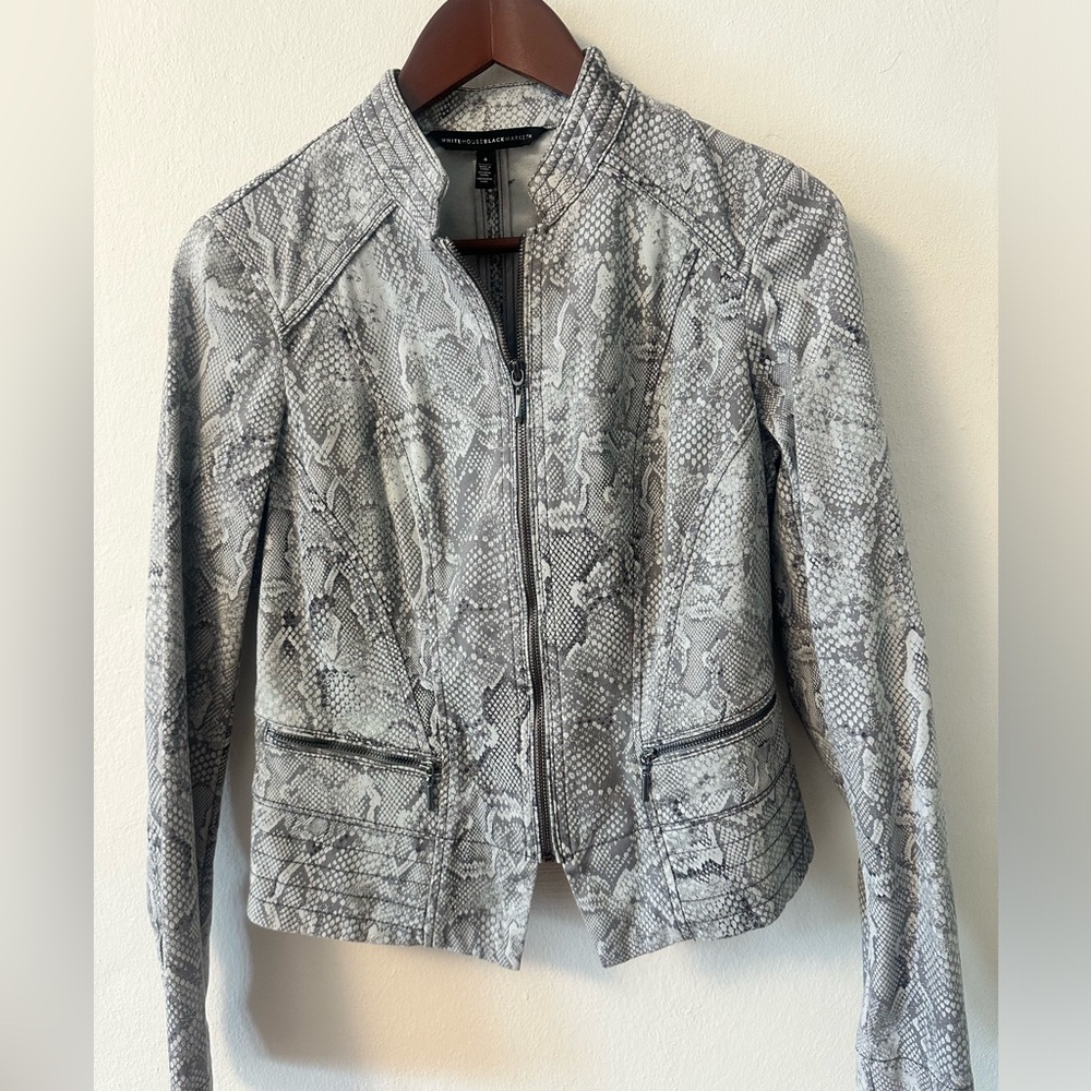 Jacket and skinny pant